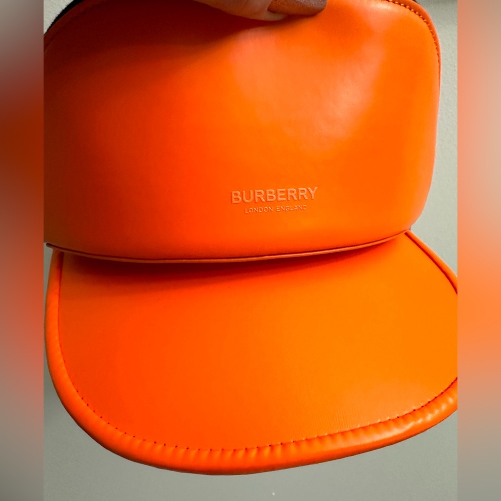 BURBERRY VISOR LEATHER RUNWAY FASHION